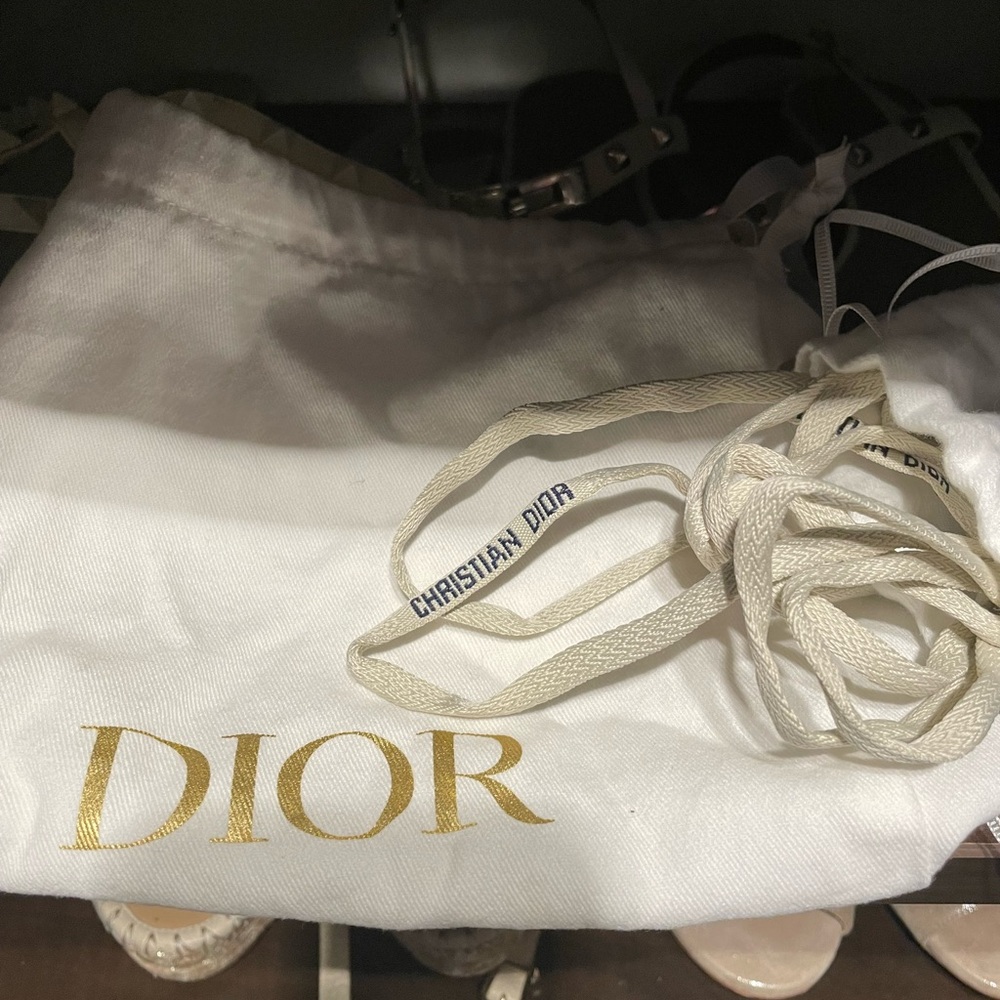 Original Christian Dior Walk'N'Dior Low Top Sneakers - Picture 11 of 11